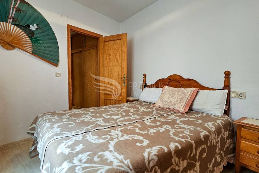 Resale - Apartment - Torrevieja - Centro