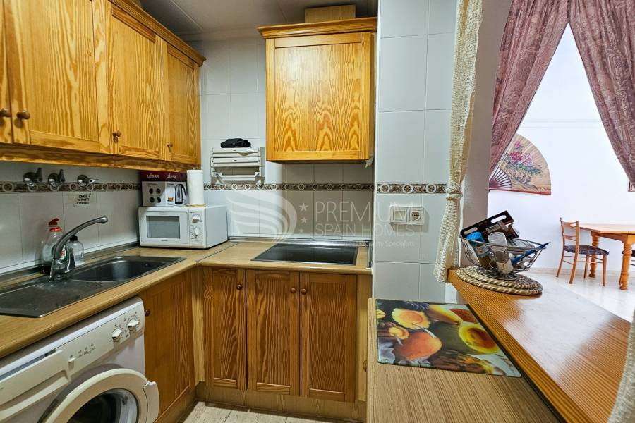 Sale - Apartment - Torrevieja - Centro